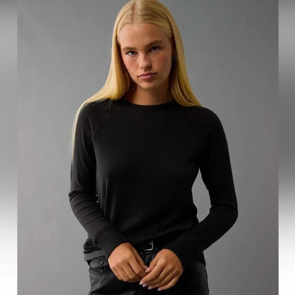 AE XS S Black Crewneck Soft Plush Ribbed Long Sleeve Tee
